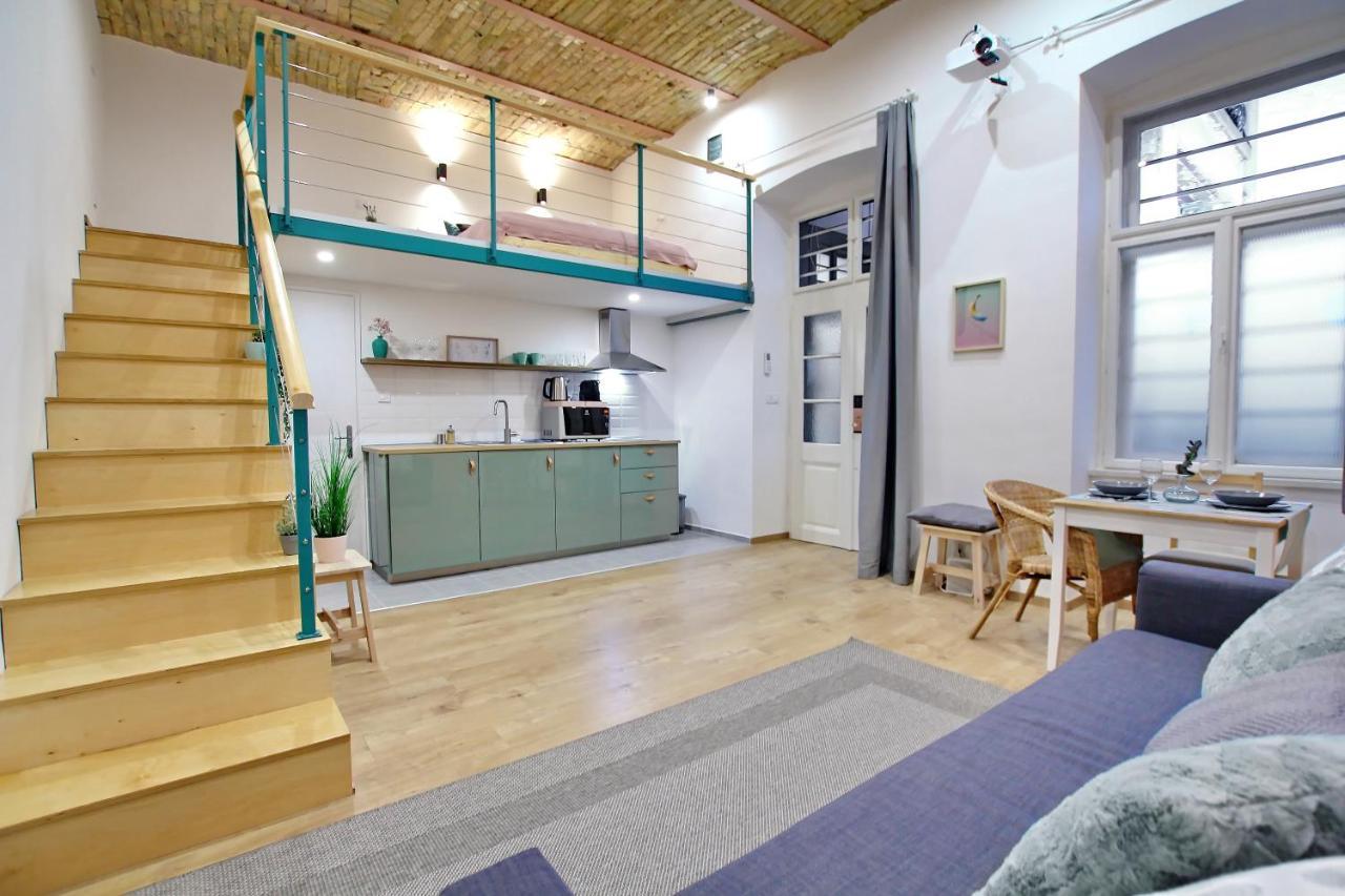Lovely&Modern Downtown Apartment With Free Parking Будапеща Екстериор снимка